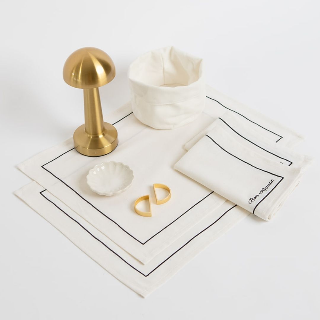 French Brasserie Tablescape - Table for 8