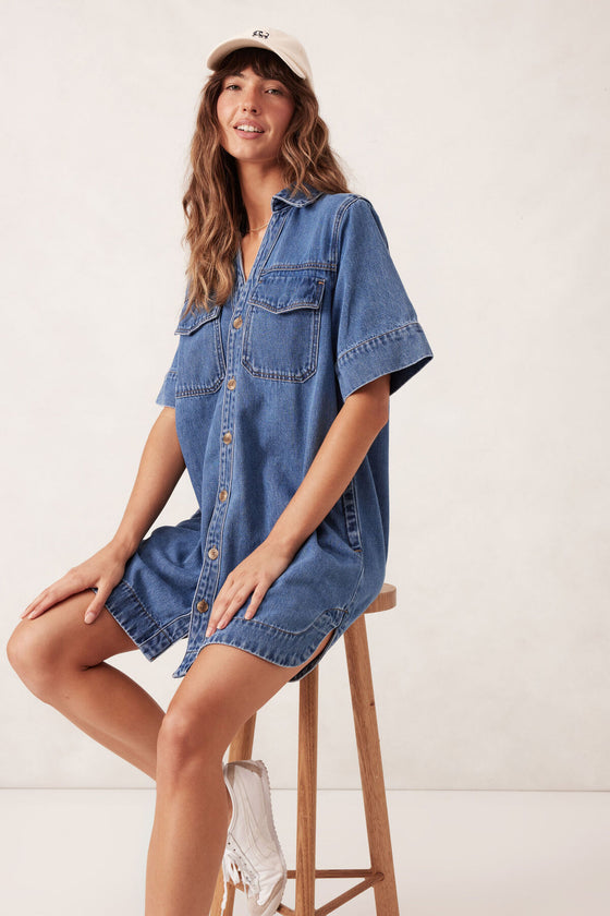 Relaxed Shirt Dress