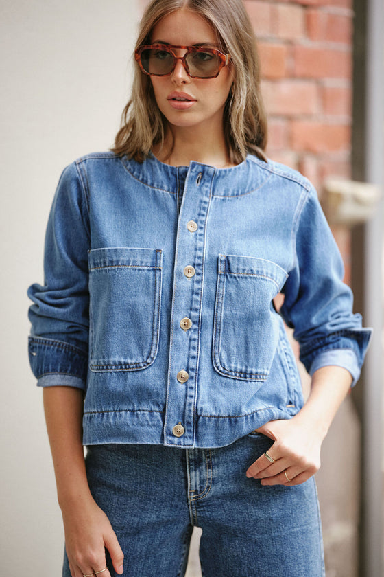 Collarless jkt