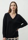 103 Classic V Neck Blk