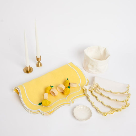 La Dolce Vita Tablescape - Table for 8