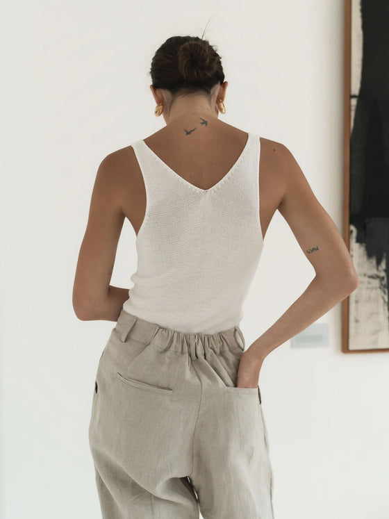 Tapered Linen Trouser