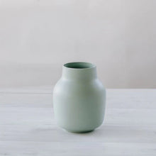  Flax Tub Vase