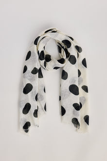  Dotty Scarf
