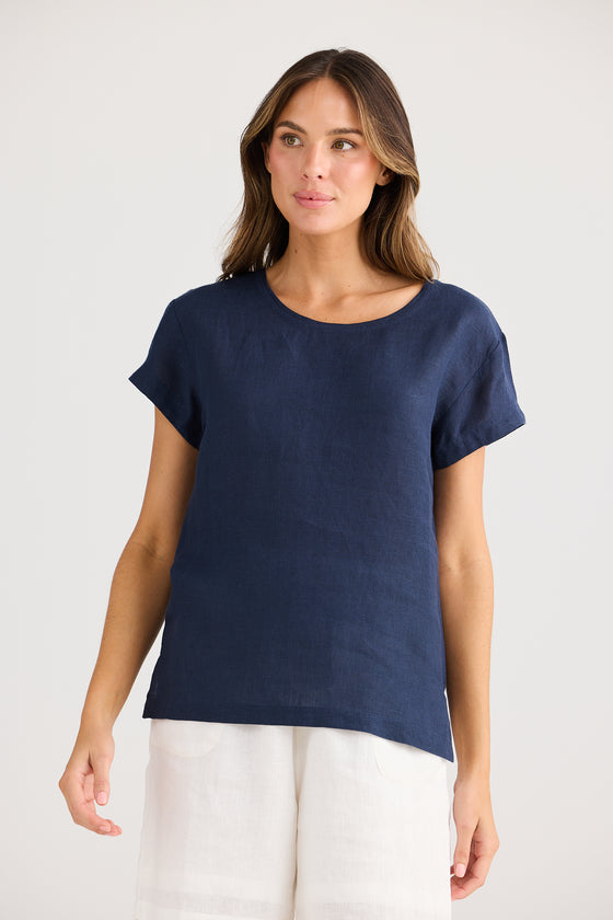 Captain Tee