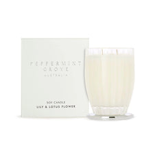  Lily & Lotus Flower Candle