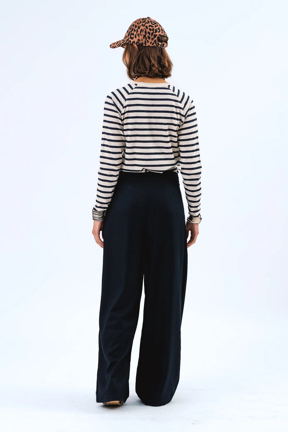 Liva Tee