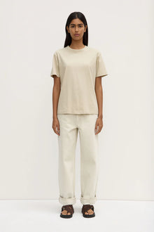 Organic Base Tee Sandstone