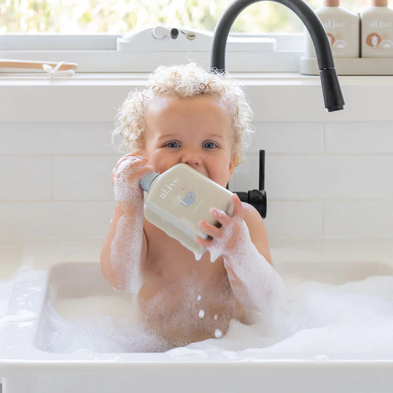 APPLE BLOSSOM BUBBLE BATH