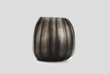  Aura Vase Large