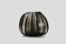  Aura Vase Small